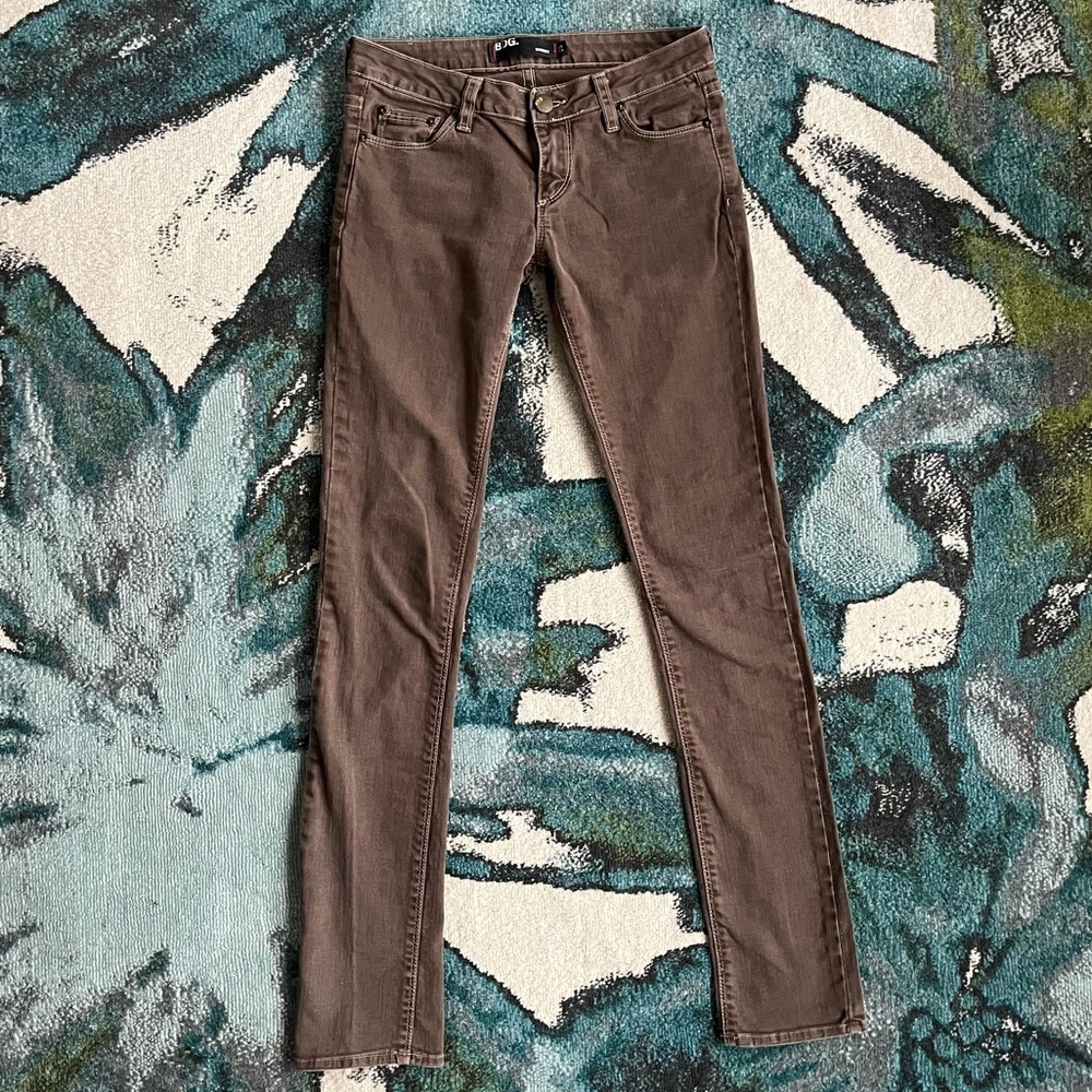 BDG brown low rise skinny jeans 26